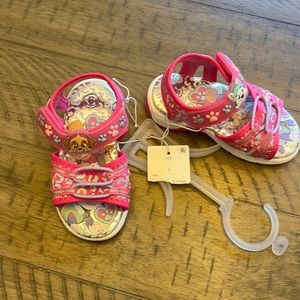 New Size 6 paw patrol sandals